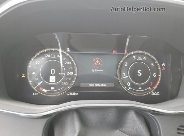 SADCJ2EX7MA678132 2021 JAGUAR F-PACE Black ხელსაწყოთა პანელის ხედი