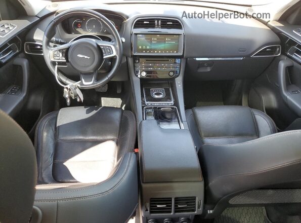 SADCK2FN1JA267458 2018 JAGUAR F-PACE Silver 