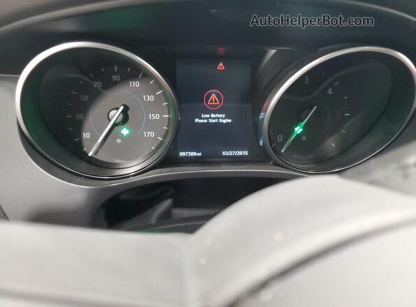 SADCL2BN2HA490363 2017 JAGUAR F-PACE Black Widok zestawu wskaźników