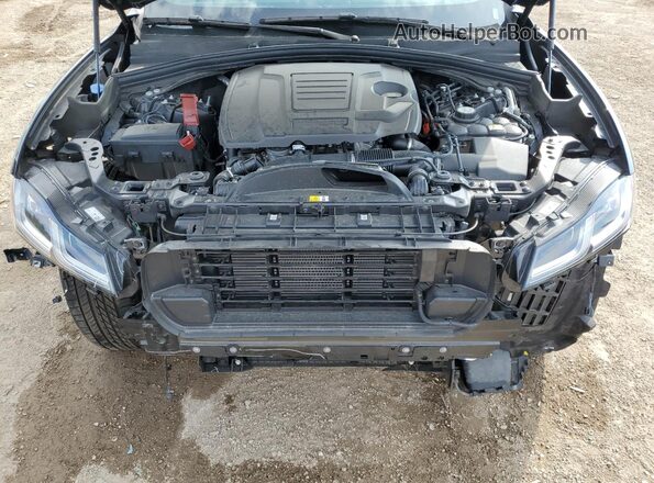 SADCT2EX0SA754264 2025 JAGUAR F-PACE Black Սալոնի հետևի տեսք