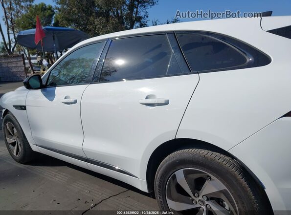 SADCT2EX7RA724950 2024 JAGUAR F-PACE White Widok wnętrza 360 stopni