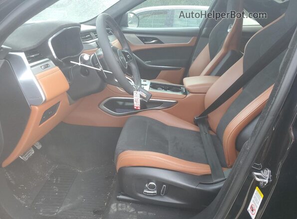 SADCZ2EE7PA710024 2023 JAGUAR F-PACE Black Front interior view