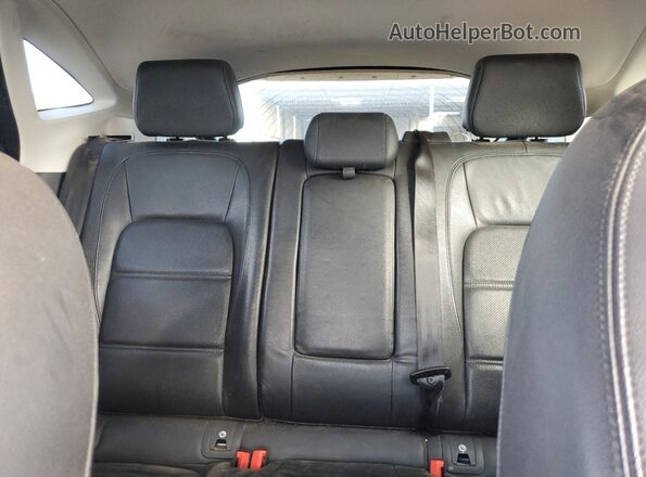 SADFK2FX2L1Z82430 2020 JAGUAR E-PACE White Вид задніх сидінь