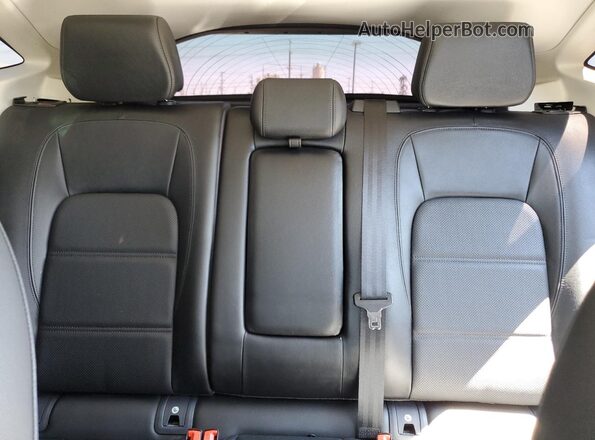 SADFK2FX3L1014238 2020 JAGUAR E-PACE Black Widok tylnych siedzeń