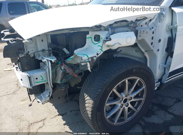 SADFK2FX5K1Z63563 2019 JAGUAR E-PACE White 