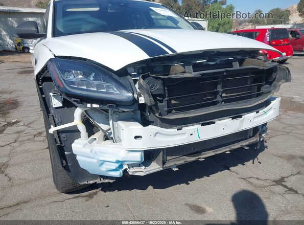 SADFK2FX5K1Z63563 2019 JAGUAR E-PACE White 