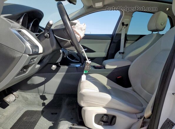 SADFK2FXXL1008470 2020 JAGUAR E-PACE White Սալոնի դիմացի տեսք