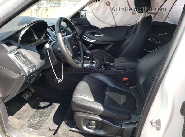 SADFP2FX6L1Z84943 2020 JAGUAR E-PACE White წინა სალონის ხედი