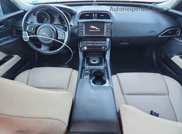 SAJAD4BG5HA966944 2017 JAGUAR XF Blue Vista del salpicadero