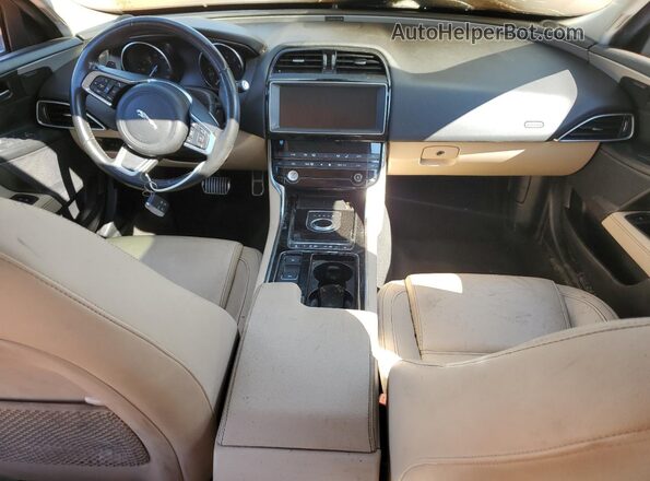 SAJAK4FX7KCP44613 2019 JAGUAR XF Blue Widok deski rozdzielczej