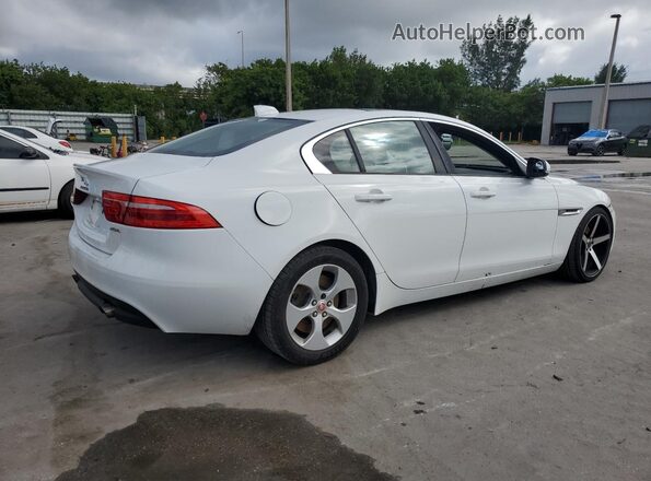 SAJAR4FX3JCP31304 2018 JAGUAR XF Белый Задняя правая четверть