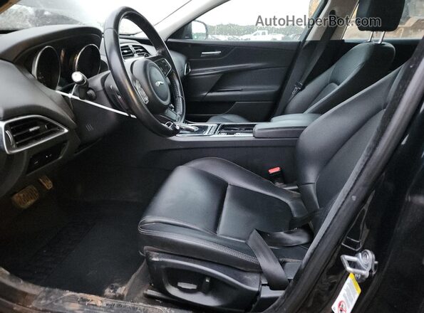 SAJAR4FX7JCP34027 2018 JAGUAR XF Черный 