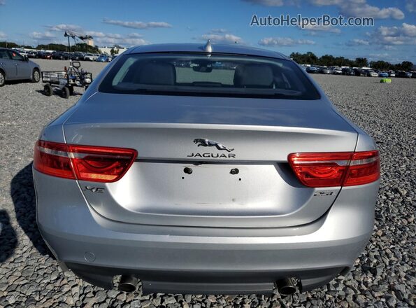 SAJAR4FX7KCP48298 2019 JAGUAR XF Silver წინა სალონის ხედი