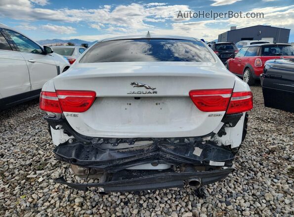 SAJAR4FX8JCP21187 2018 JAGUAR XF White 