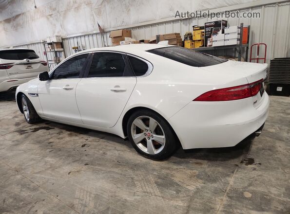 SAJBS4FX3JCY70924 2018 JAGUAR XF White 