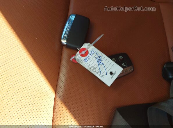 SAJDD5EE1NCK77366 2022 JAGUAR F-TYPE White Dashboard view