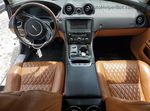 SAJWA2G70H8W04992 2017 JAGUAR XJL Black Dashboard view