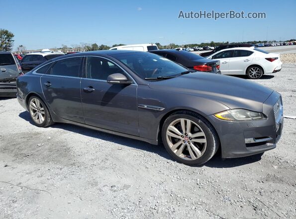 SAJWA2G7XG8V97161 2016 JAGUAR XJL Gray Front view