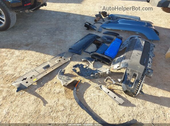 SALE27EU3P2192185 2023 LAND ROVER DEFENDER Серый 