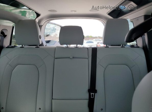 SALE27EU7S2419404 2025 LAND ROVER DEFENDER Gray Rear seats view
