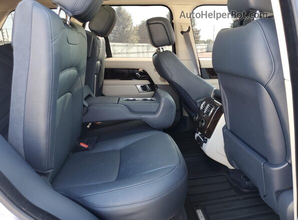 SALGS2RU2LA586525 2020 LAND ROVER RANGE Silver Սալոնի հետևի տեսք