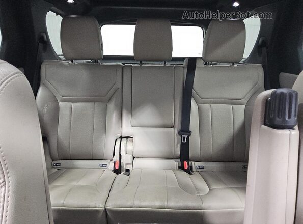 SALRG2RV2L2427114 2020 LAND ROVER DISCOVERY Black Вид задніх сидінь