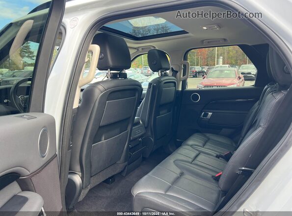 SALRG2RV8JA070279 2018 LAND ROVER DISCOVERY White VIN sticker view