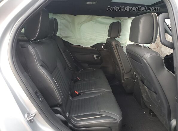 SALRT2RV2JA073514 2018 LAND ROVER DISCOVERY Silver 