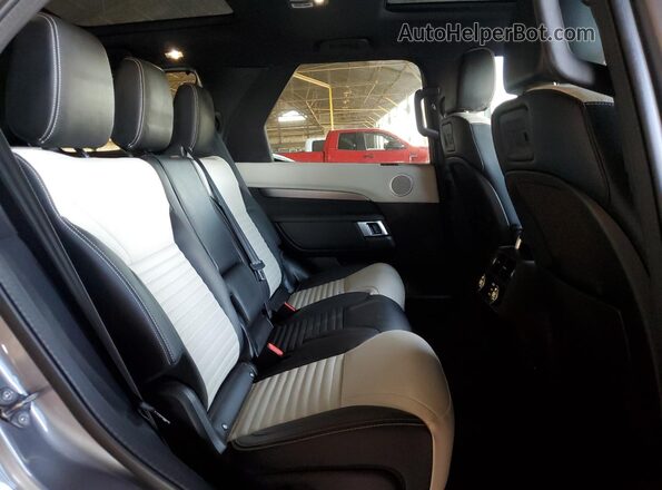 SALRT2RX0M2447800 2021 LAND ROVER DISCOVERY Gray Widok wnętrza z tyłu