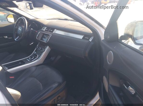 SALVP2BG5GH078821 2016 LAND ROVER RANGE ROVER EVOQUE White Widok wnętrza z przodu