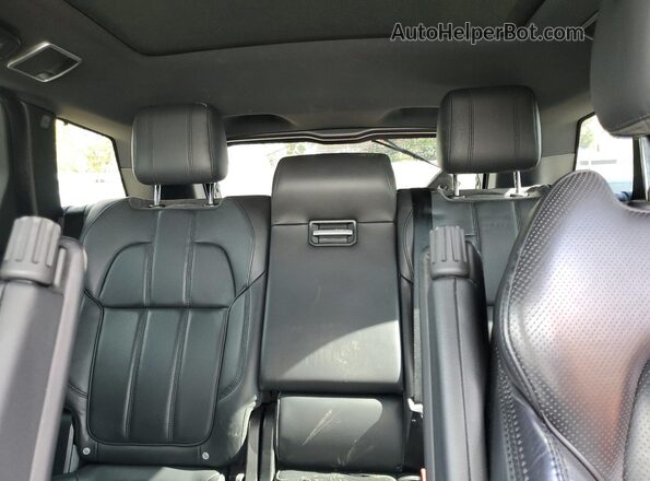 SALWR2PF9GA116882 2016 LAND ROVER RANGE ROVER White Rear interior view