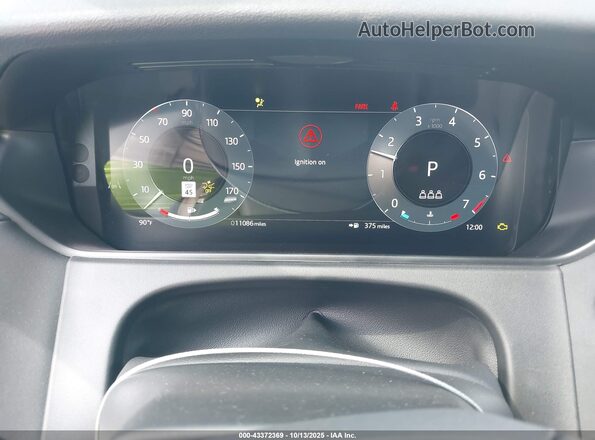 SALYL2EX1SA800632 2025 LAND ROVER RANGE ROVER VELAR White Հետևի նստատեղերի տեսք