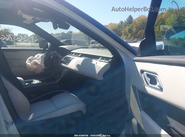 SALYL2EX8KA220312 2019 LAND ROVER RANGE ROVER VELAR Белый Вид салона спереди
