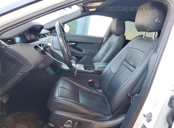 SALZJ2FX3MH149023 2021 LAND ROVER RANGE White Front interior view