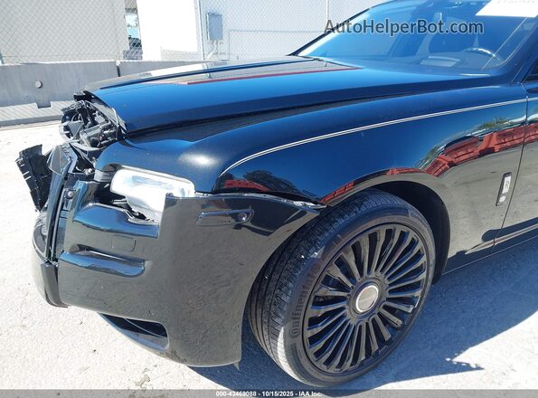 SCA664S53GUX53668 2016 ROLLS-ROYCE GHOST Черный 