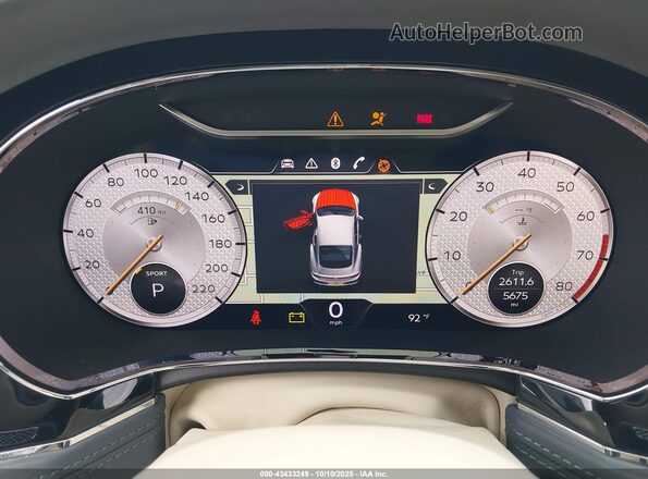 SCBCG2ZG3PC009386 2023 BENTLEY OTHER Gold Rear seats view