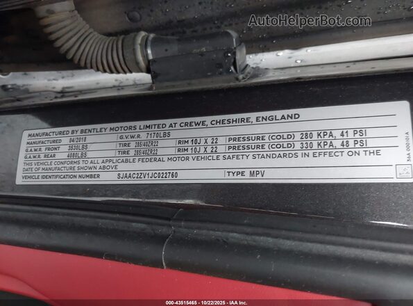 SJAAC2ZV1JC022760 2018 BENTLEY BENTAYGA Gray Engine compartment view
