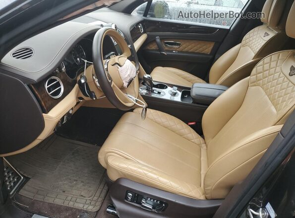 SJAAC2ZV6HC014356 2017 BENTLEY BENTAYGA Gray Вид салону спереду