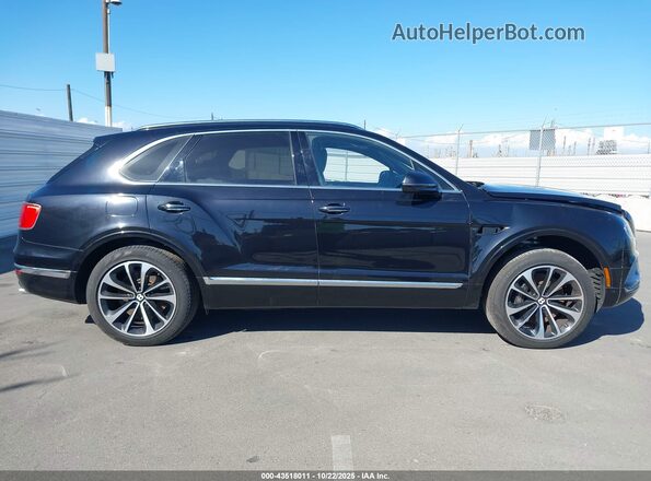 SJAAM2ZV1KC025074 2019 BENTLEY BENTAYGA Black Widok wnętrza 360 stopni