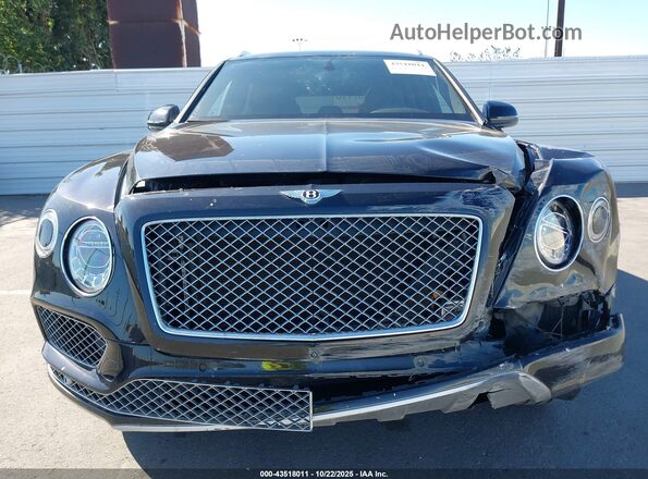 SJAAM2ZV1KC025074 2019 BENTLEY BENTAYGA Black Widok wnętrza z tyłu