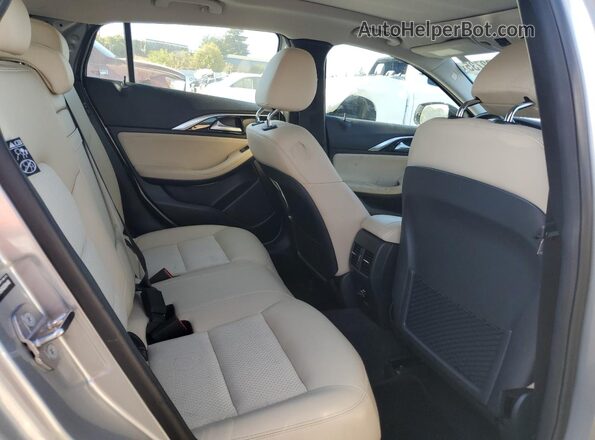 SJKCH5CP2KA009448 2019 INFINITI QX30 Silver Հետևի նստատեղերի տեսք