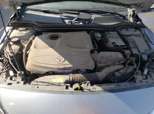 SJKCH5CPXJA057522 2018 INFINITI QX30 Silver 