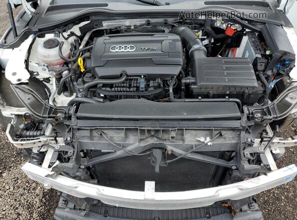 TRUAEAFV9M1002138 2021 AUDI TT White Widok wnętrza z tyłu