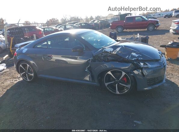 TRUC5AFV0J1006065 2018 AUDI TT Gray Вид задньої частини салону