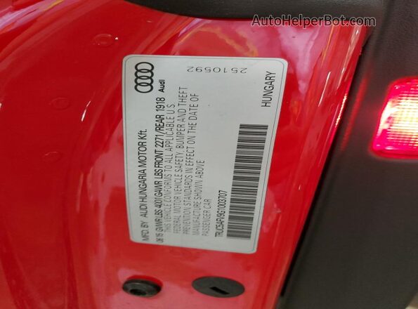 TRUC5AFV9G1003707 2016 AUDI TT Red Vista del compartimento del motor