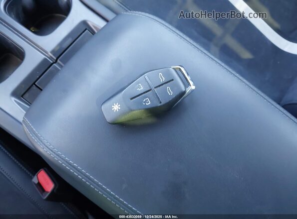 VCF1EBU23PG008303 2023 FISKER OCEAN Blue Вид панелі приладів