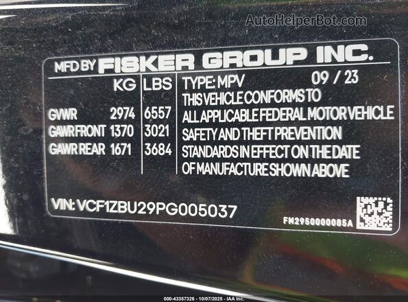 VCF1ZBU29PG005037 2023 FISKER OCEAN Black Widok komory silnika