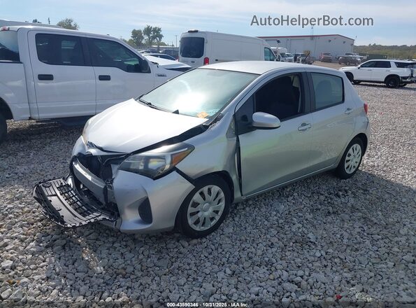 VNKKTUD30GA062814 2016 TOYOTA YARIS Серебряный Передняя левая четверть