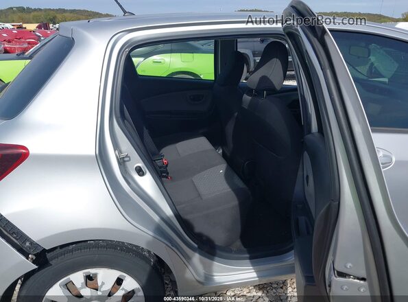 VNKKTUD30GA062814 2016 TOYOTA YARIS Серебряный Вид наклейки с VIN-кодом