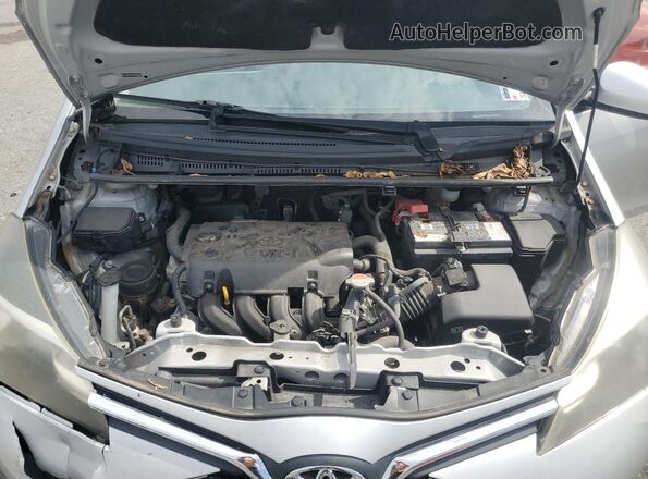 VNKKTUD35GA063442 2016 TOYOTA YARIS Silver Вид задньої частини салону